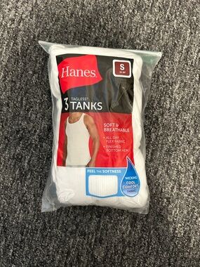Hanes Men’s White Tagless Tank Tops – 3 Pack